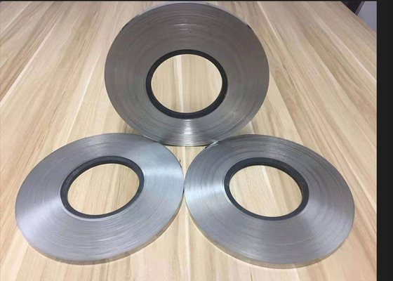 Καλή τιμή Προσαρμοσμένο μέγεθος Καθαρή λωρίδα νικελίου με υψηλή αντοχή στη τέντωση και καλές ιδιότητες συγκόλλησης σε σημεία για πακέτα μπαταριών σε απευθείας σύνδεση