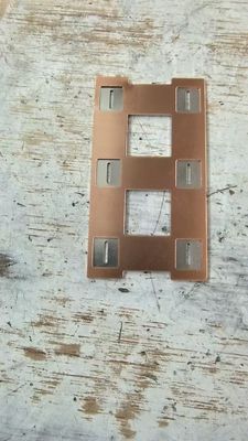 Καλή τιμή UNS C71500 70/30 Χάλκινο-Νικέλιο Λεωφορείο (Busbar) Αξιόπιστη Αγωγιμότητα για Διανομή Ενέργειας σε απευθείας σύνδεση