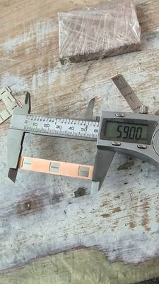 Καλή τιμή GOST МНЖМц30-1-1 CuNi Busbar Ανθεκτικό στη διάβρωση κράμα χαλκού-νικέλου για υπεράκτια ενέργεια σε απευθείας σύνδεση